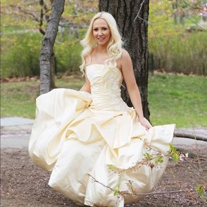 Custom-made Designer Wedding Dress